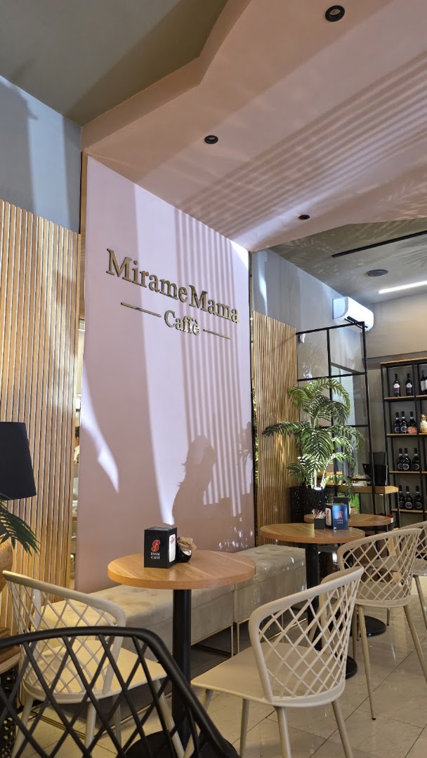Mirame Mama