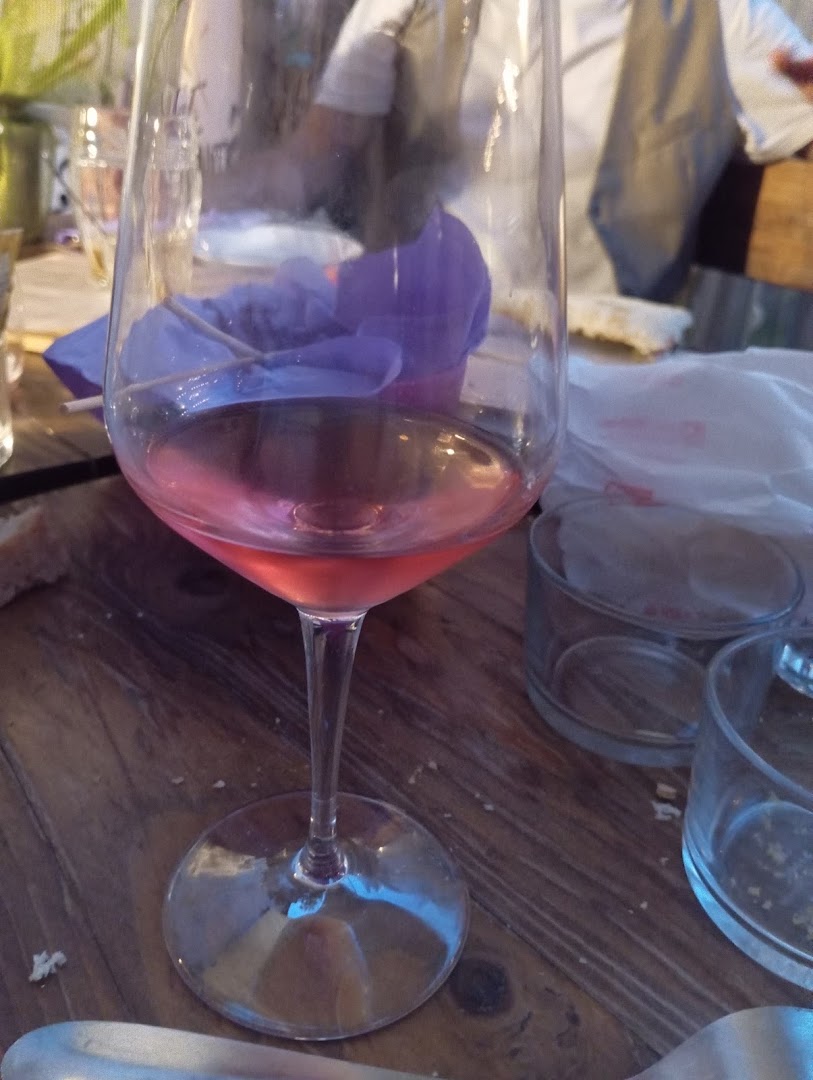Miro...Vino
