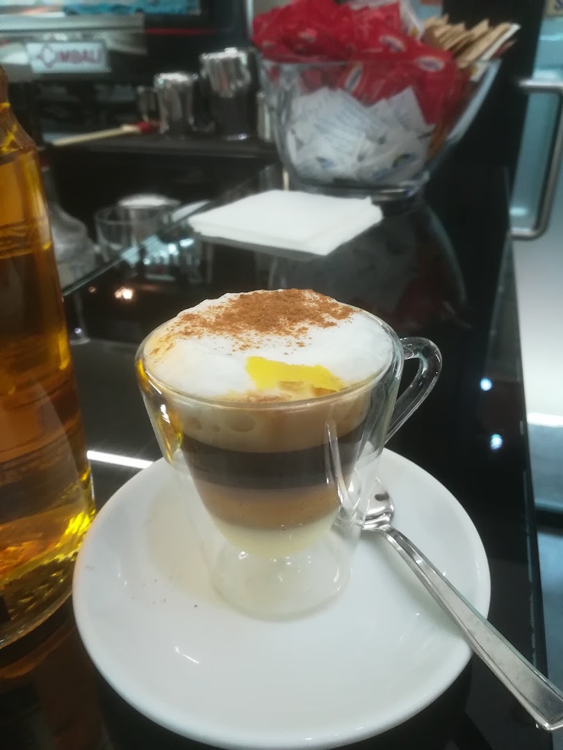 Mirror coffee & bar