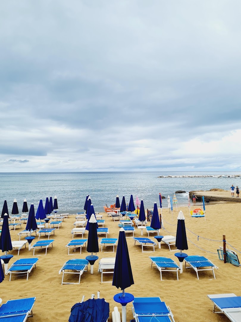 Mister Marlin Beach