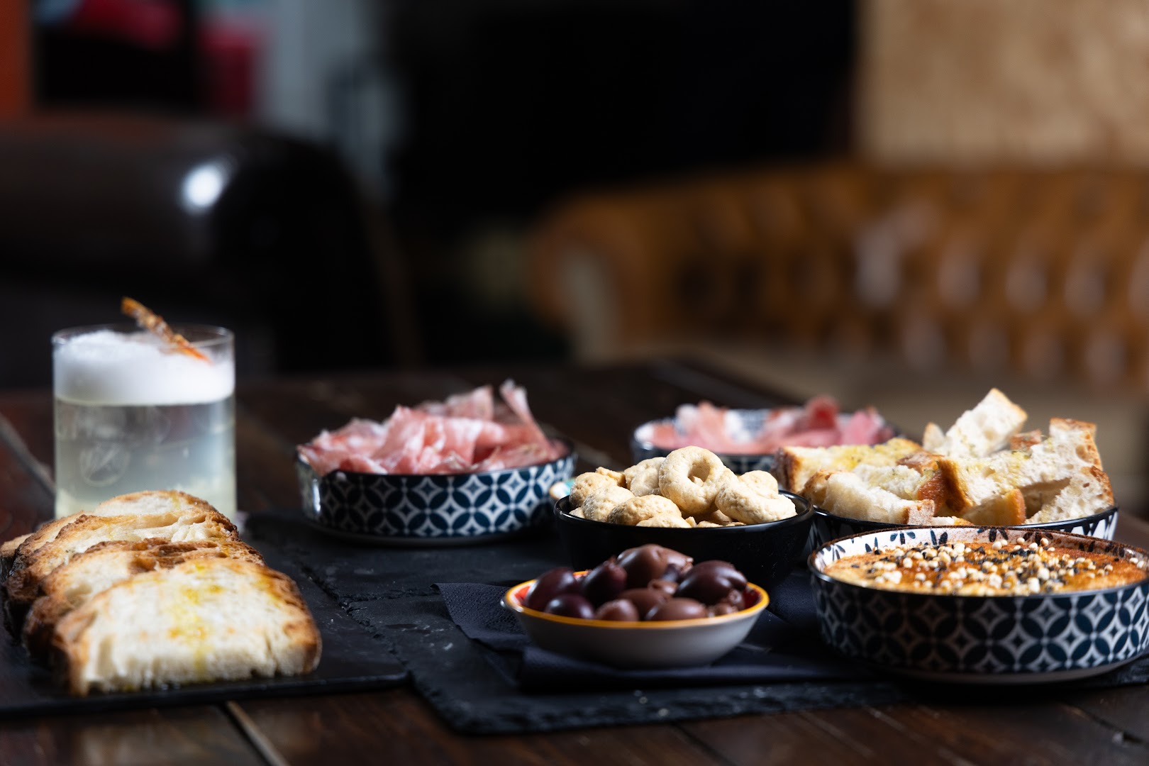 Misto - Mixology e Cibarie