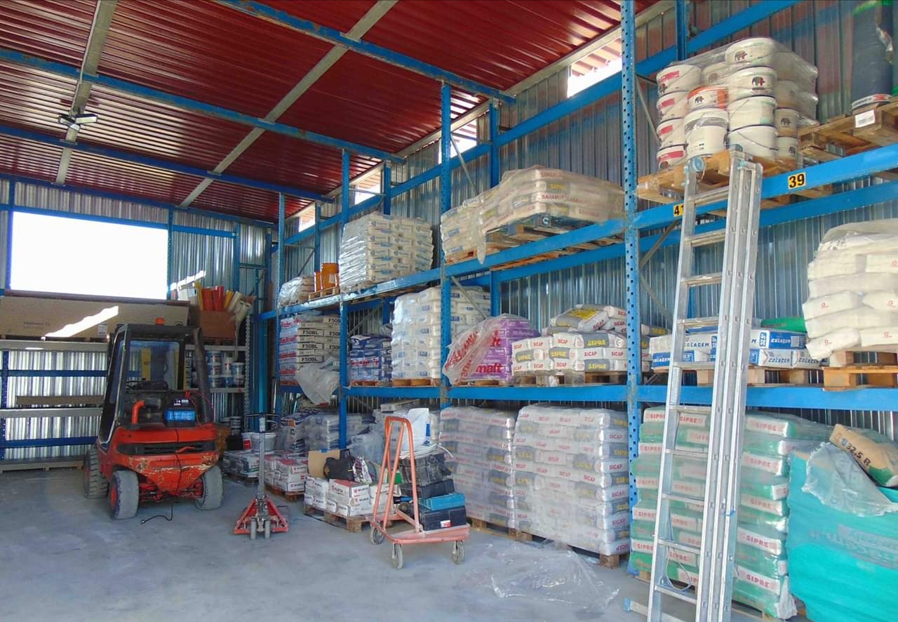 Mite Soluzioni per L'Edilizia-Colorificio, Ferramenta, Giardinaggio Lecce