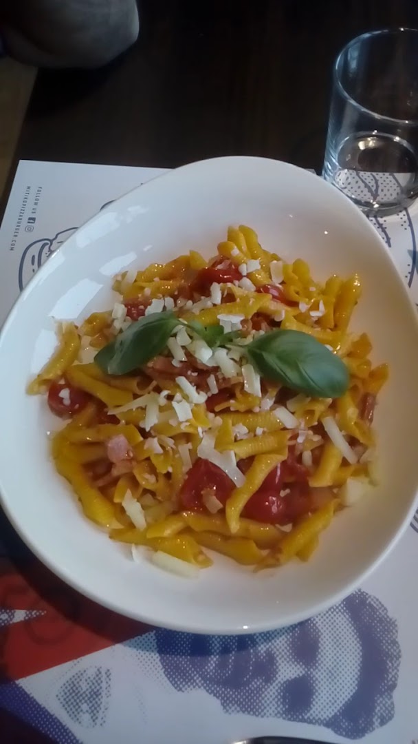 Mitiko - Ristorante sportivo, Pizzeria e Burger, Verona