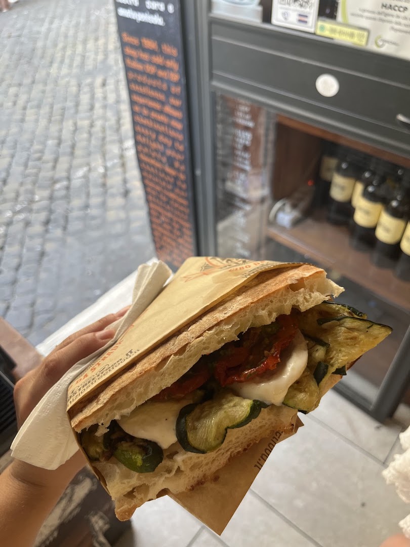 Mizio's Street Food
