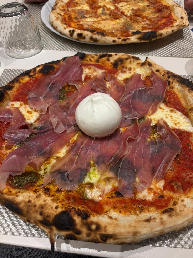 MIZZICA - Trattoria siciliana & Pizzeria