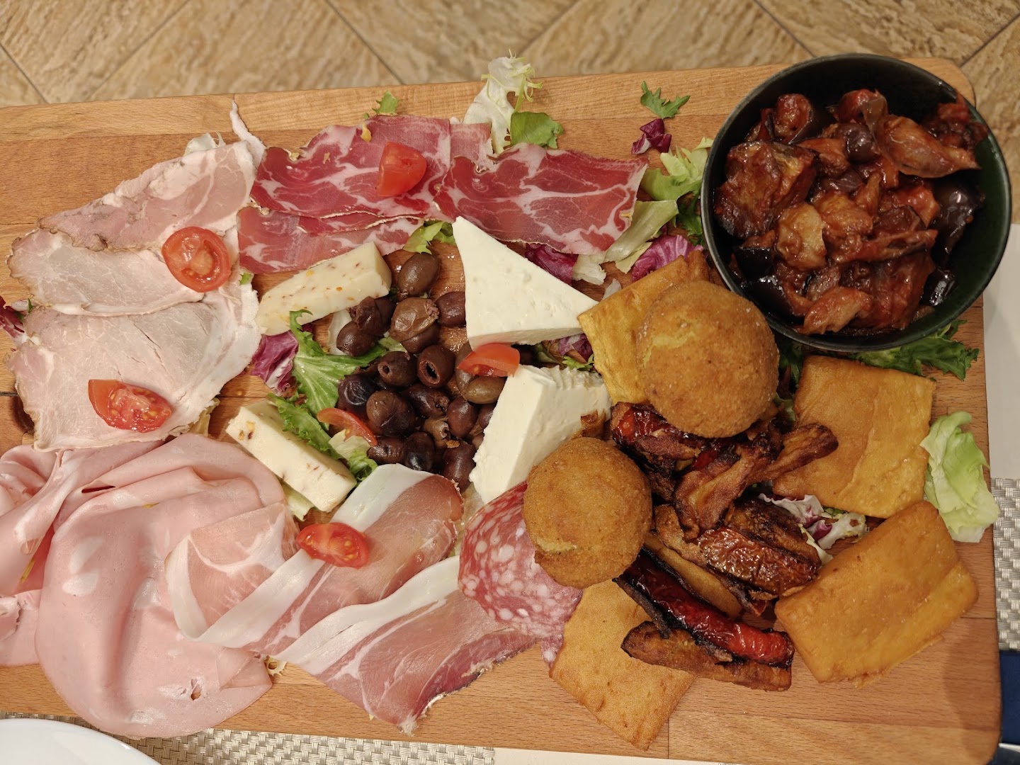 MIZZICA - Trattoria siciliana & Pizzeria