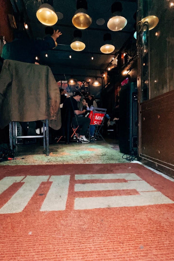 MMB Music Melody Bar – Cocktails & Bites in Naples