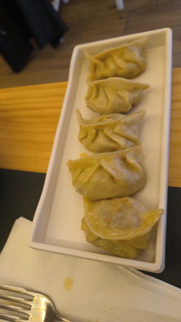 Mò & Dumpling