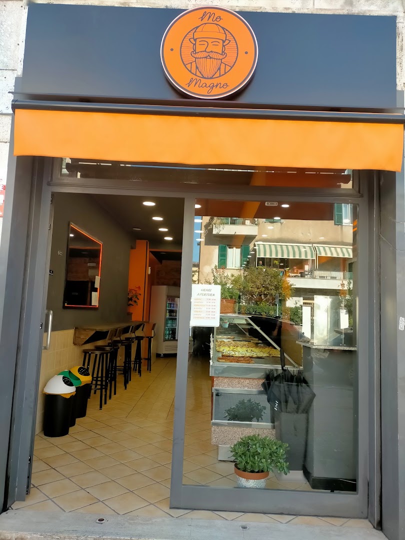 Mo Magno, Roma