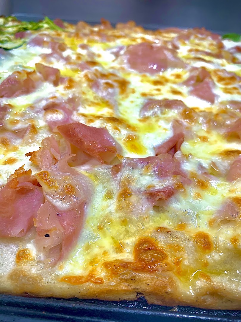 MO.MO.PIZZA
