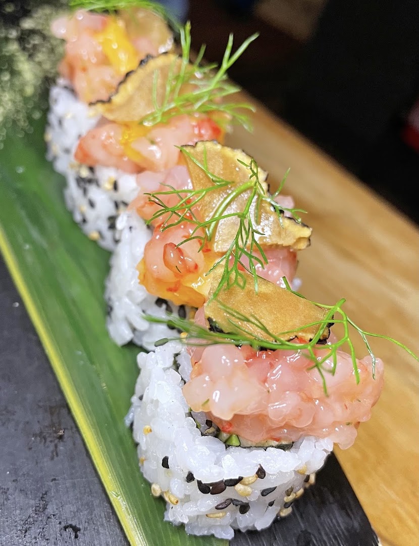 Moch Sushi&Lounge