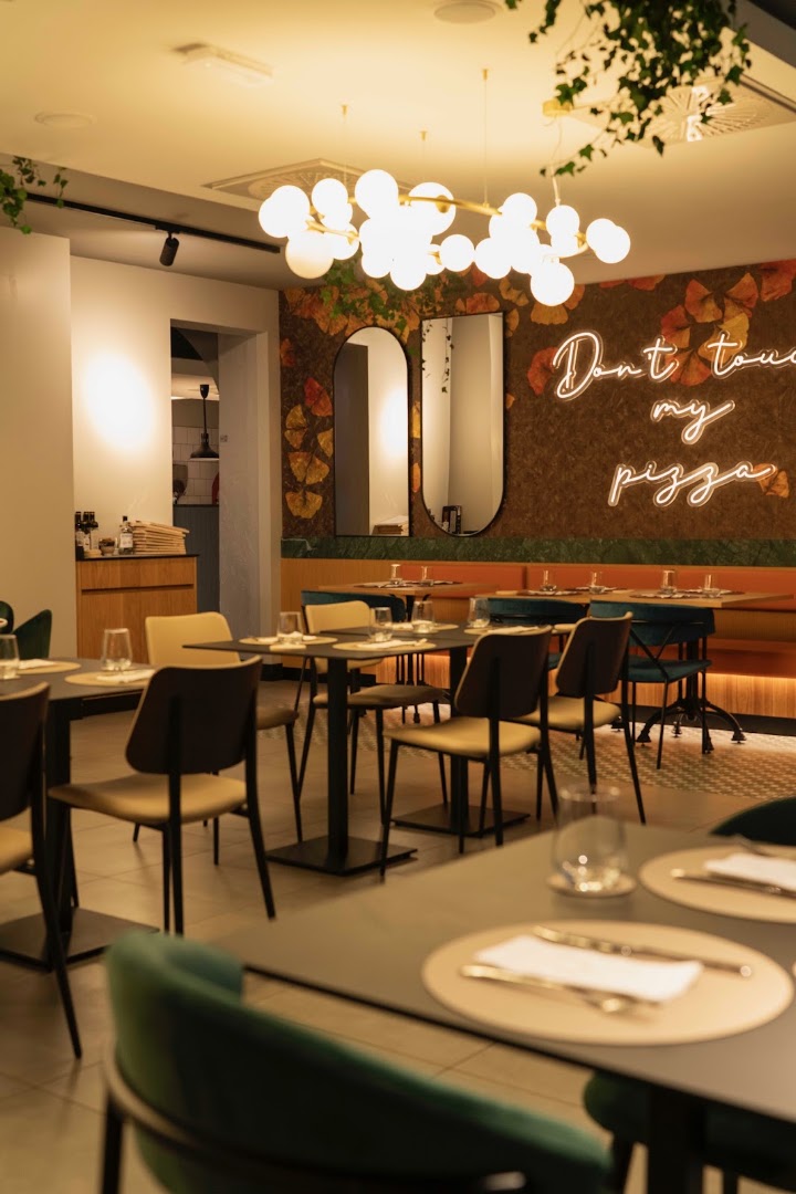 Moderna Pizza e Bistrot