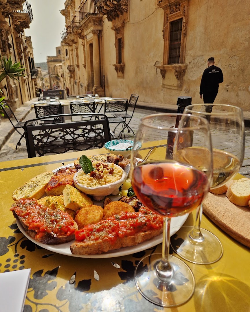 Modica di San Giovanni - Cantina con uso di Cucina
