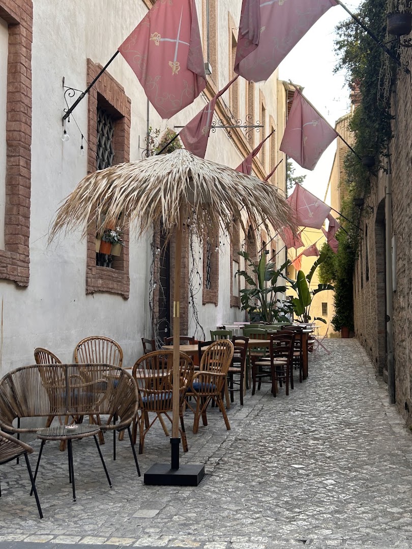 Mohana, Foligno