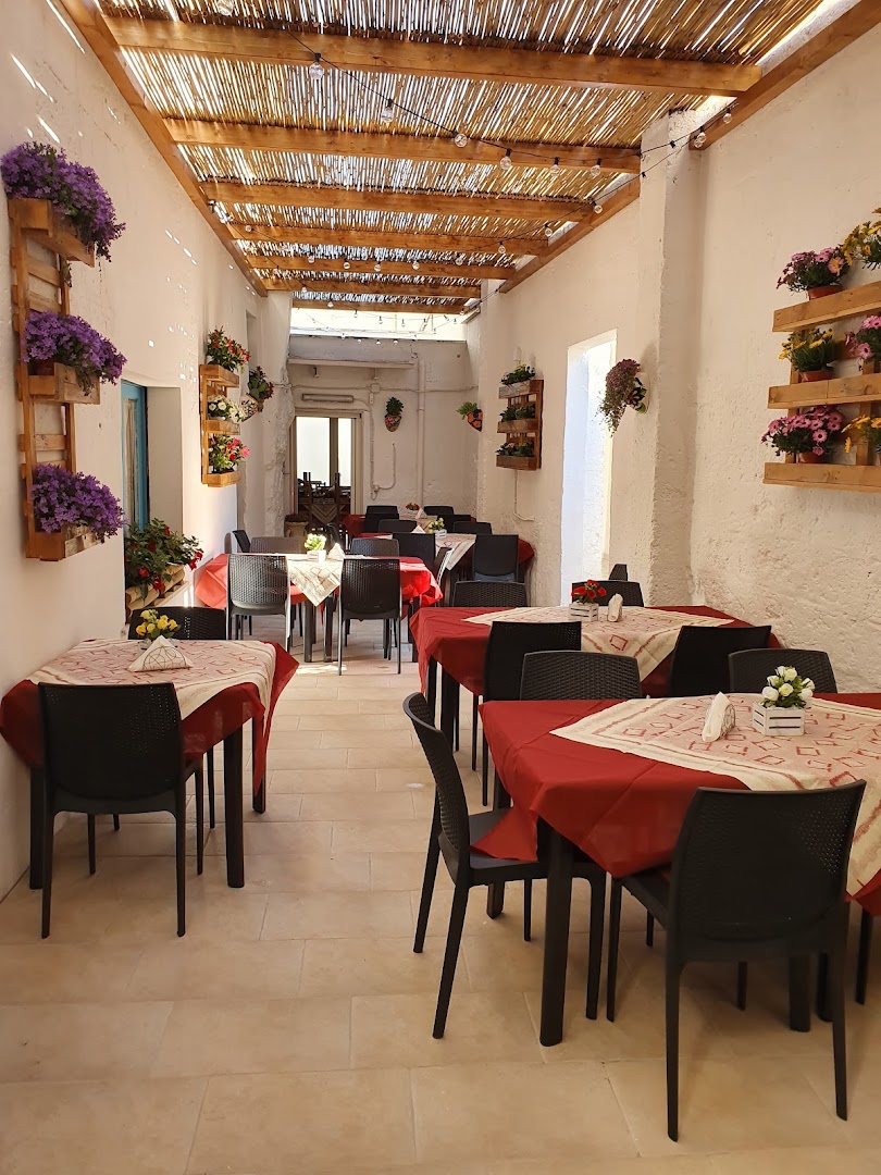 Mojito. Bar-Pizzeria-Pucceria ( forno a legna)