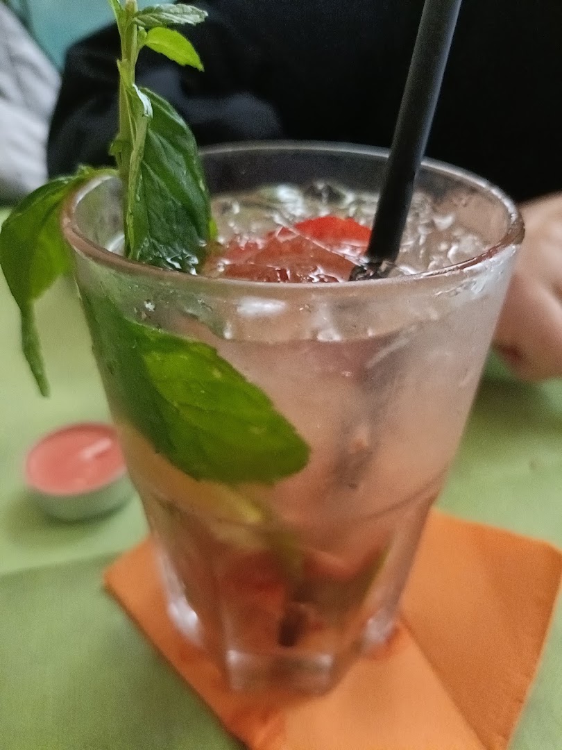 Mojito Cafe by Miki, Lavagna
