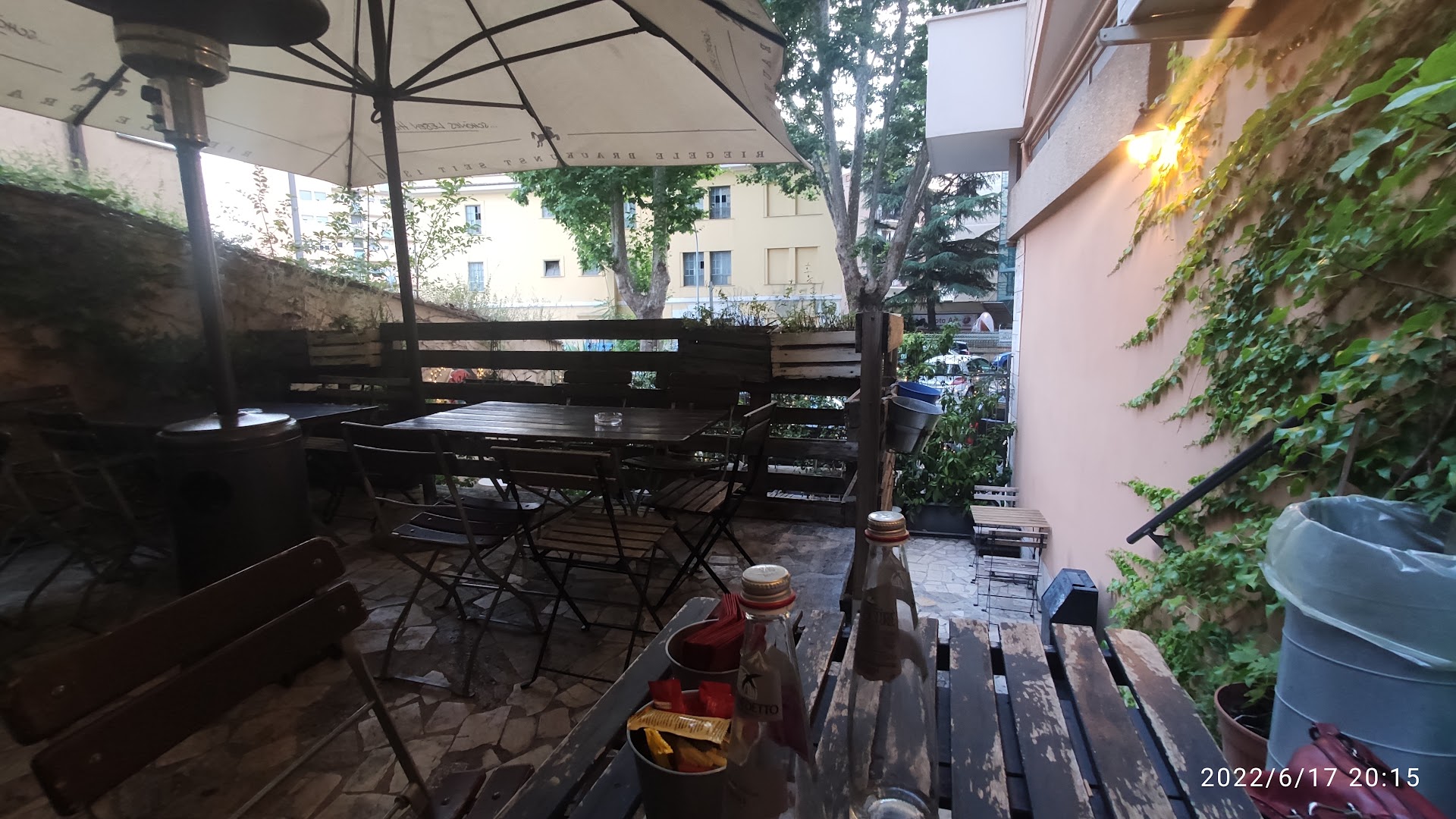 Mollo Tutto, Roma