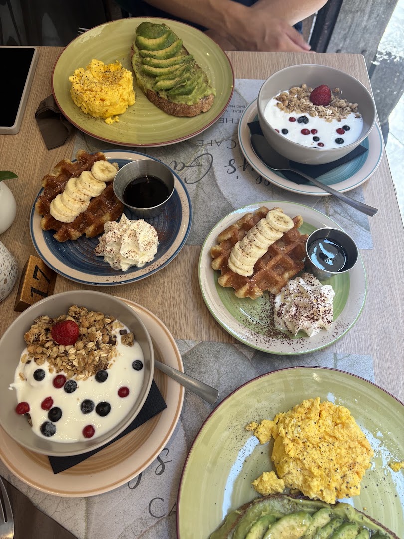 Molly’s Garden Cafe’