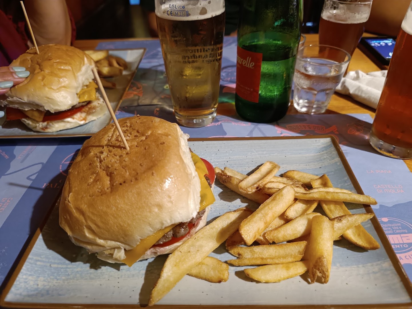 Molly's Pub
