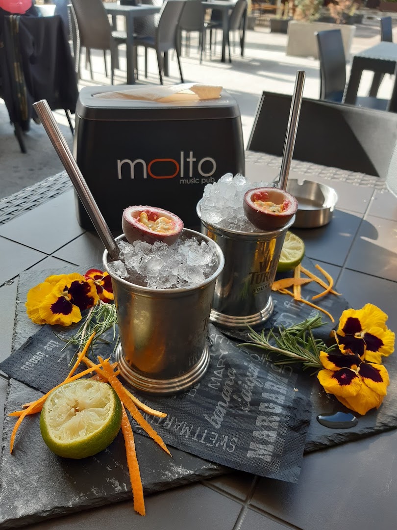 Molto Music Club