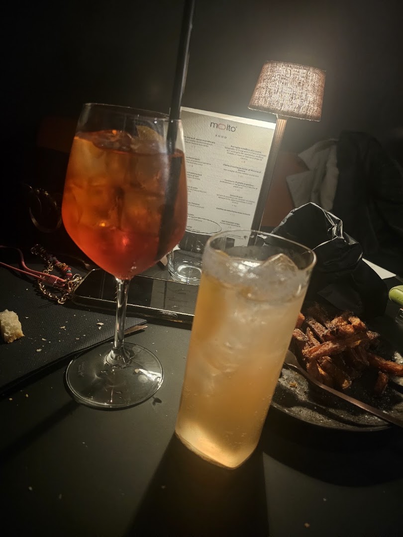 Molto Music Club