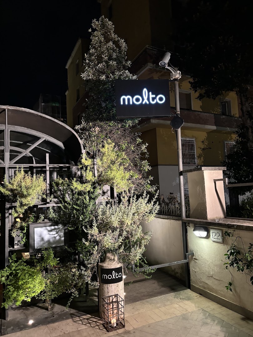 Molto