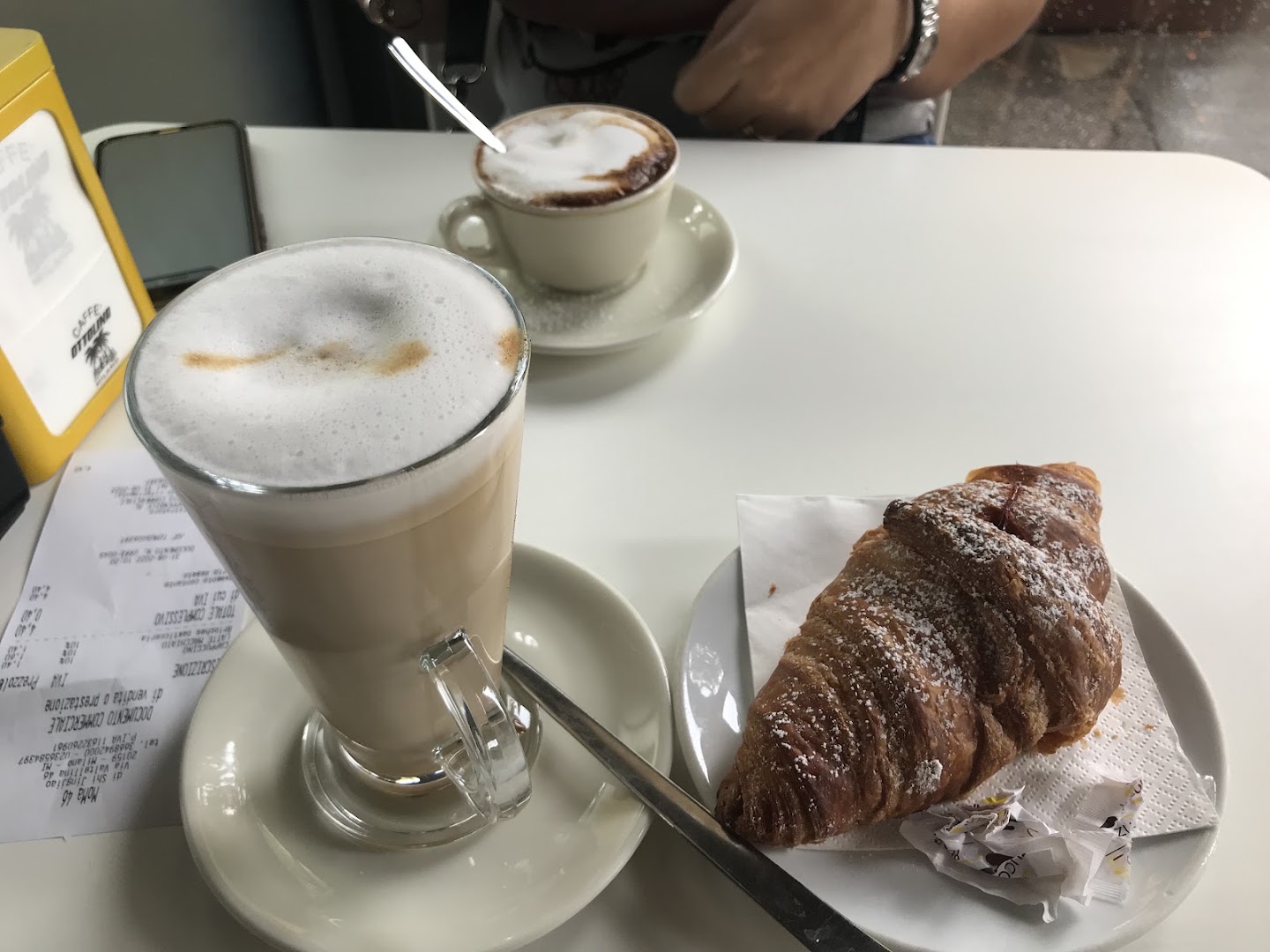 Moma Cafe Bar