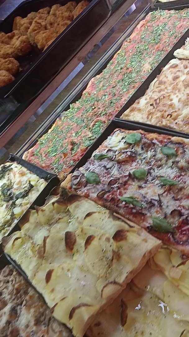 Moma Pizza