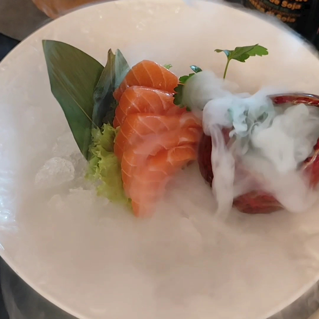 MOMA SUSHI