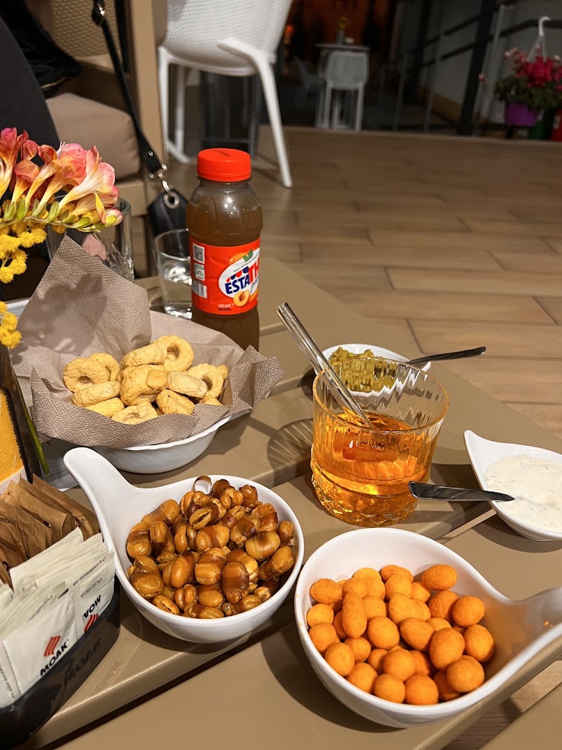 Momento Social Bar, Siderno