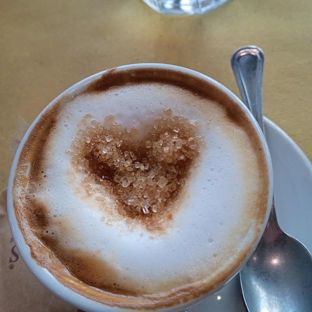 MOMI caffè / Tavola calda / Tabacchi