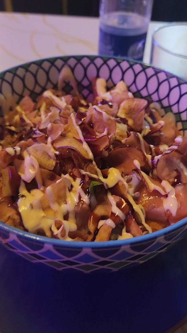 MOMI Molfetta | Hagakure Poke & Fusion Bistrot