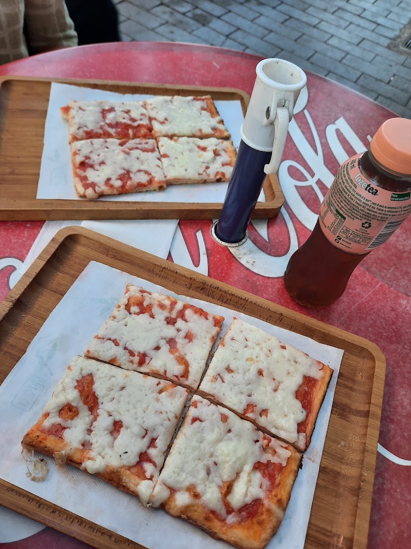 momo pizza DOP_via di acqua bullicante ex_antonio e mirella, Roma