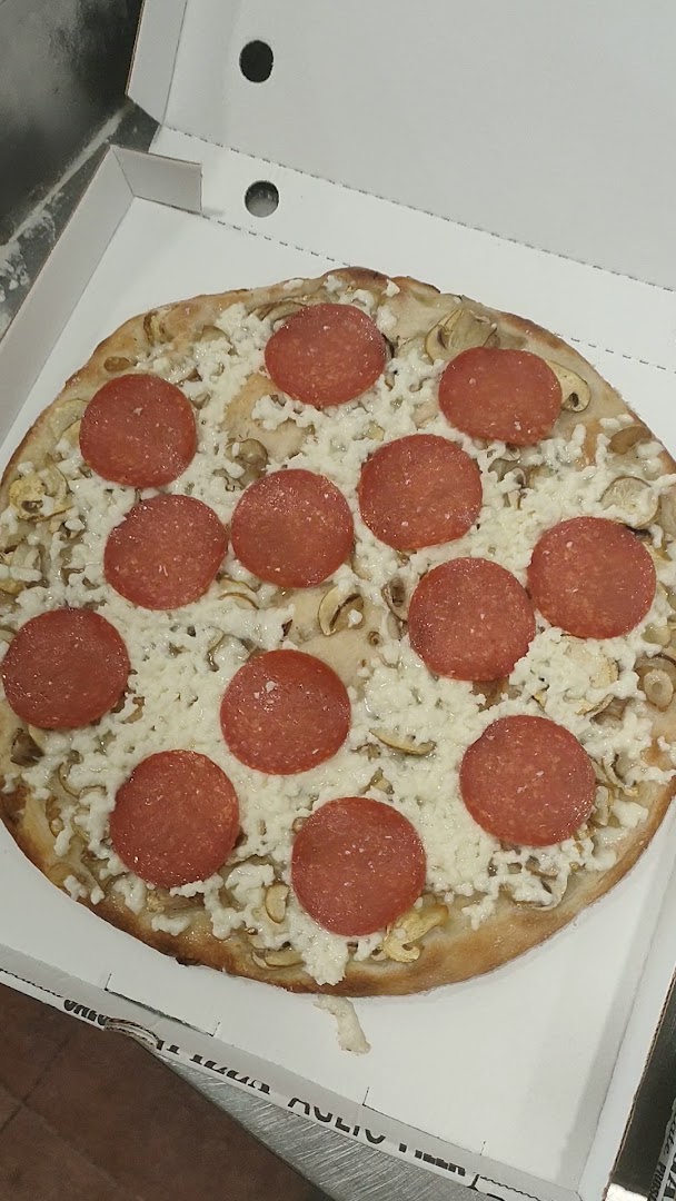 momo pizza DOP_via di acqua bullicante ex_antonio e mirella