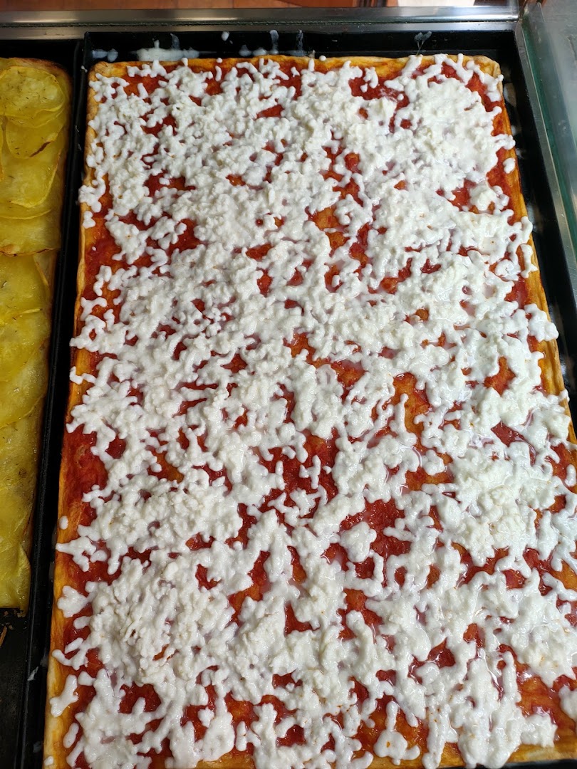 momo pizza DOP_via di acqua bullicante ex_antonio e mirella