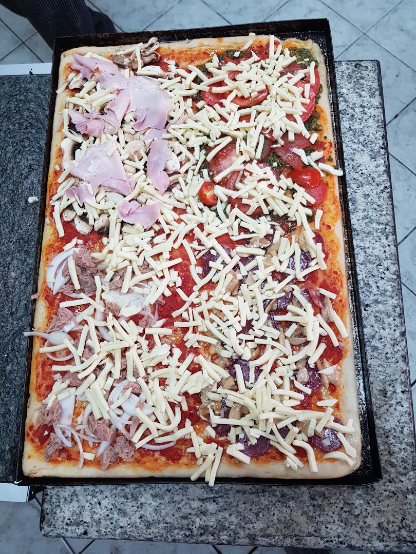 Momo Pizzeria