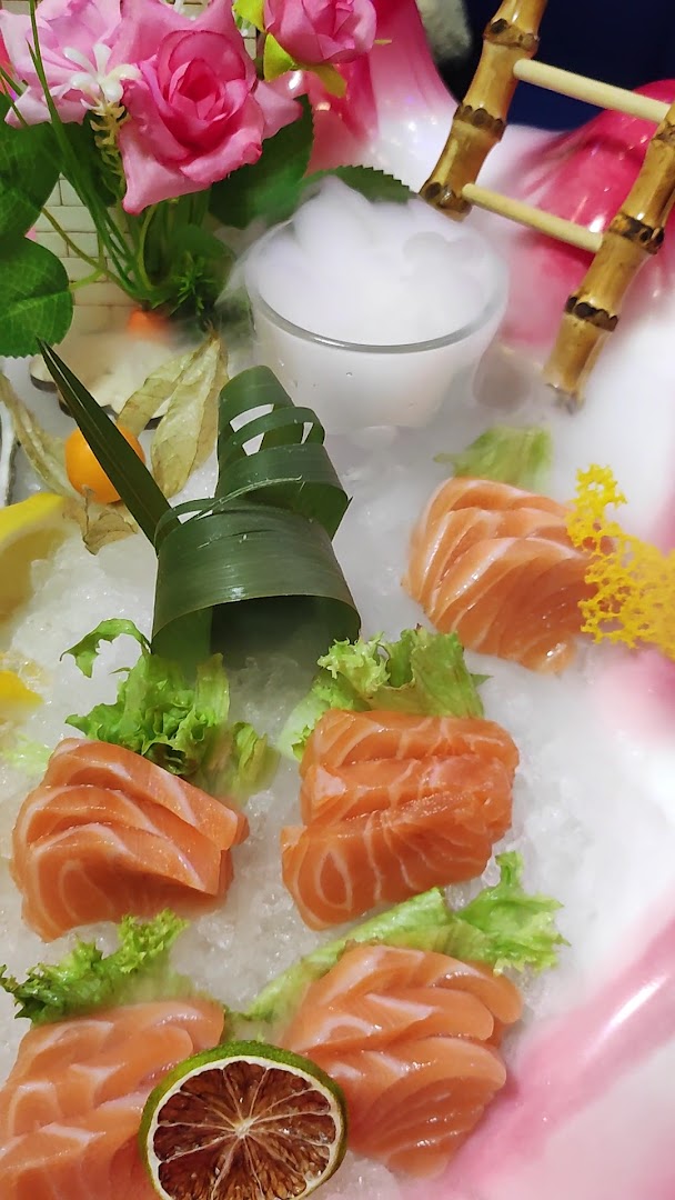 Momo sushi