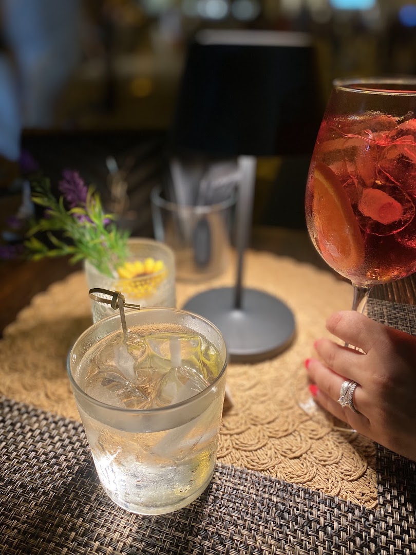 MoMon kitchen & drink