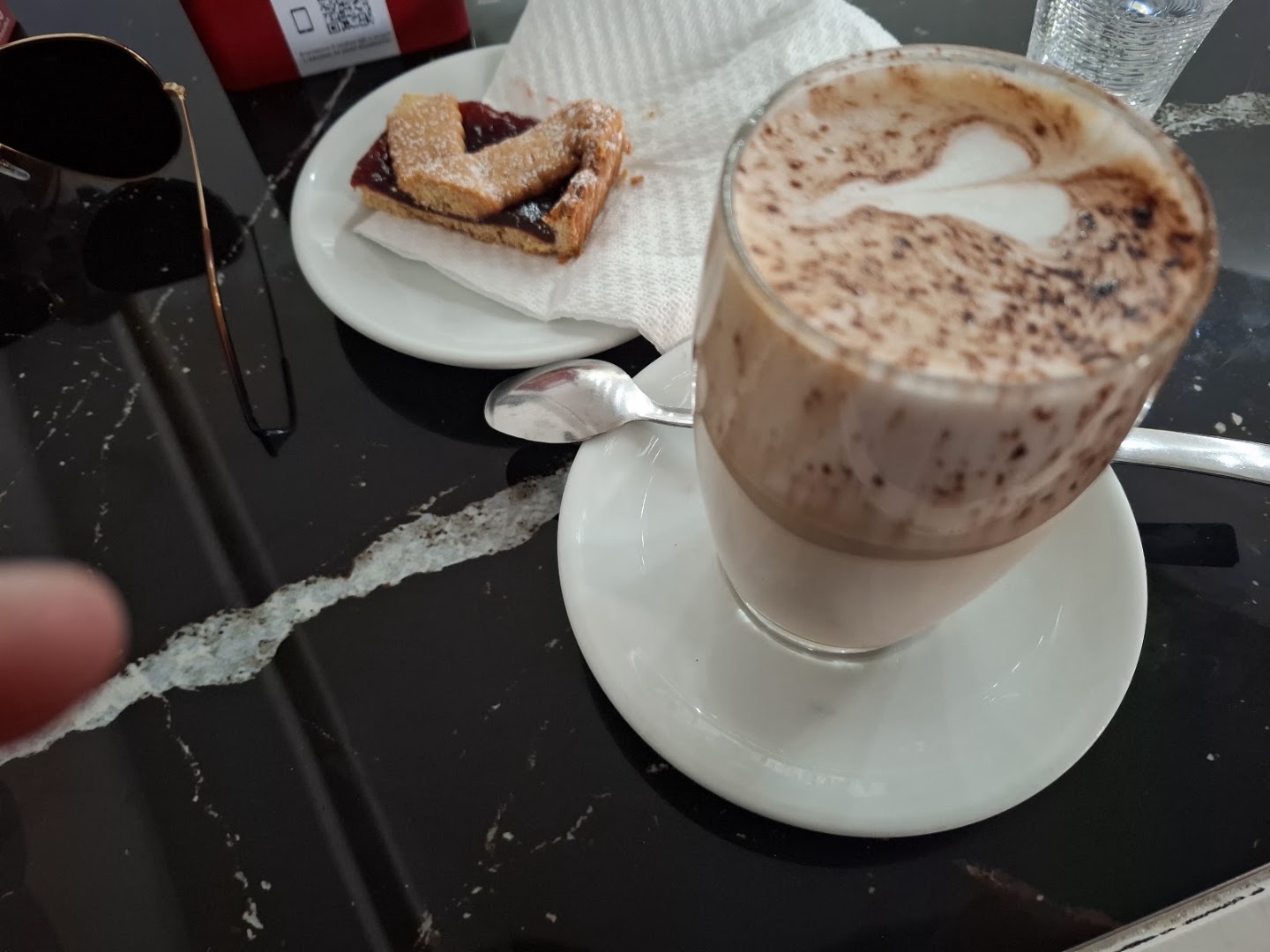 Mon Amour Cafè