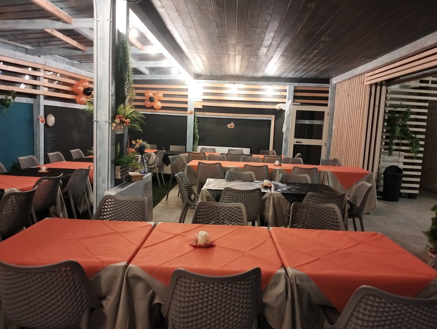 Mon Amour Lounge Bar