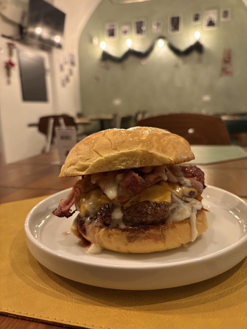 Monci - Steaks & Burger Gourmet