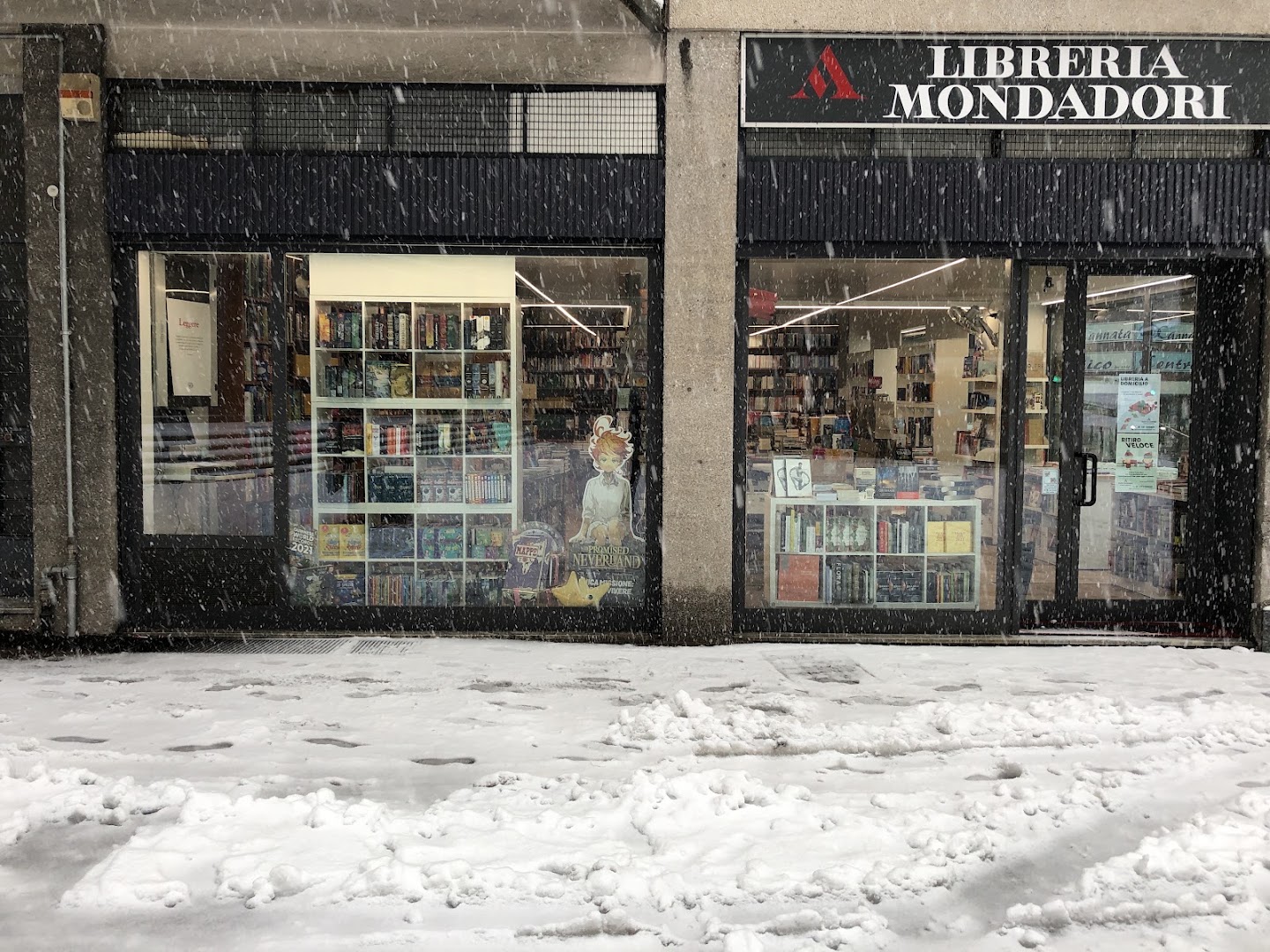 Mondadori Bookstore Somma Lombardo, Somma Lombardo