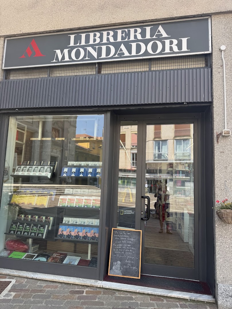 Mondadori Bookstore Somma Lombardo