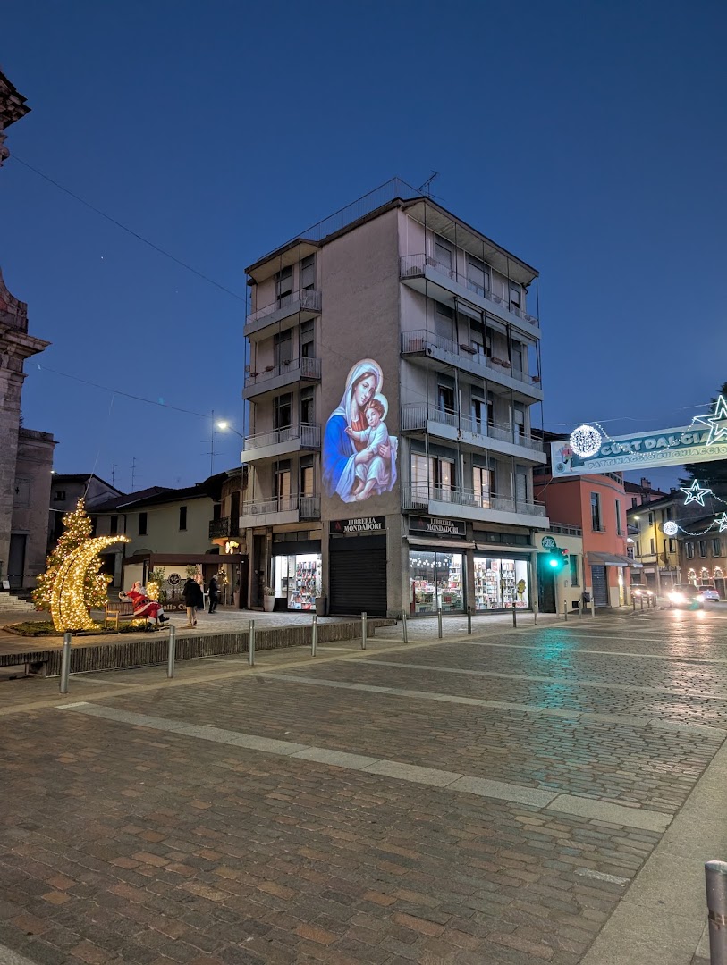Mondadori Bookstore Somma Lombardo