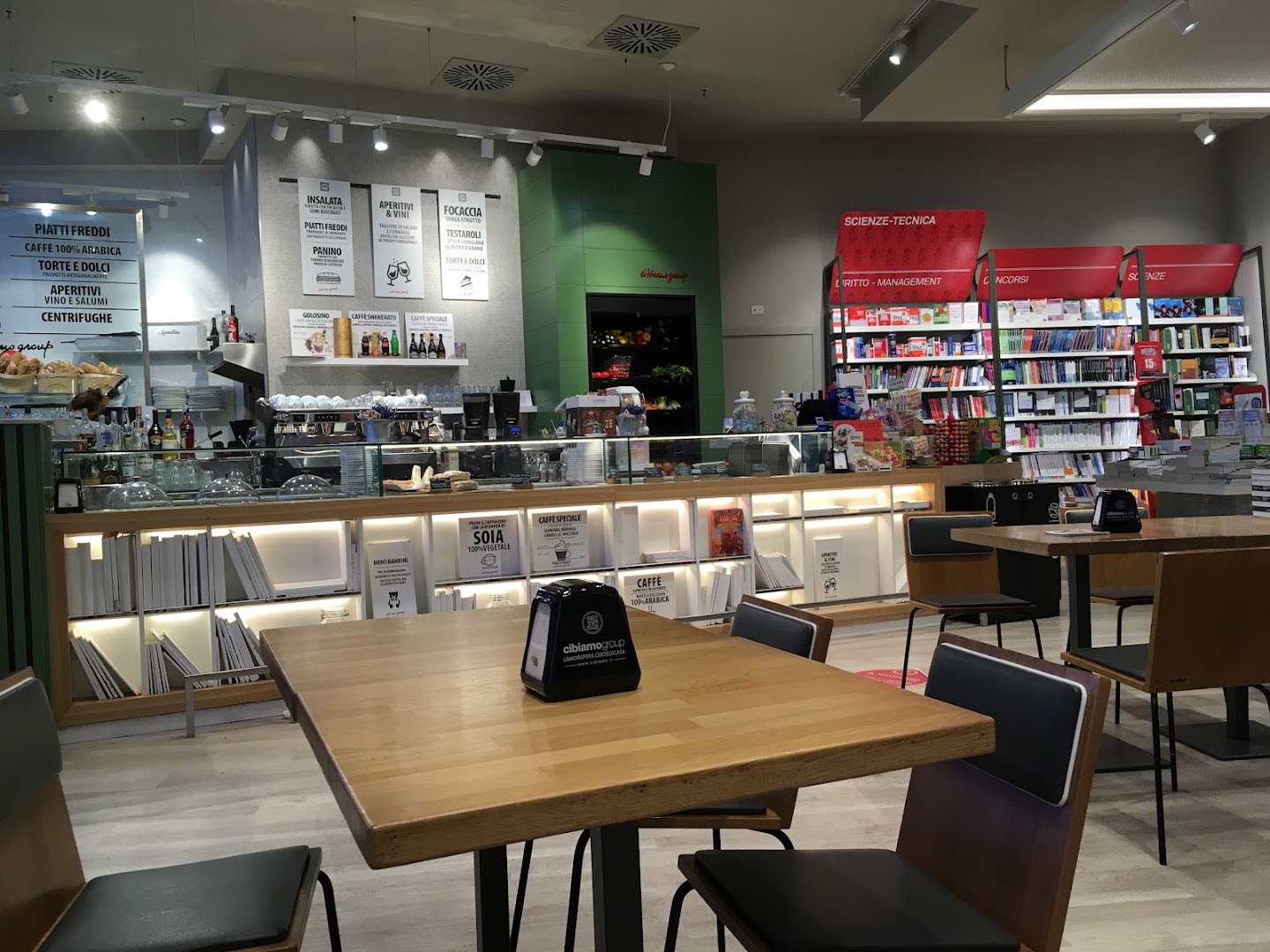 Mondadori Megastore