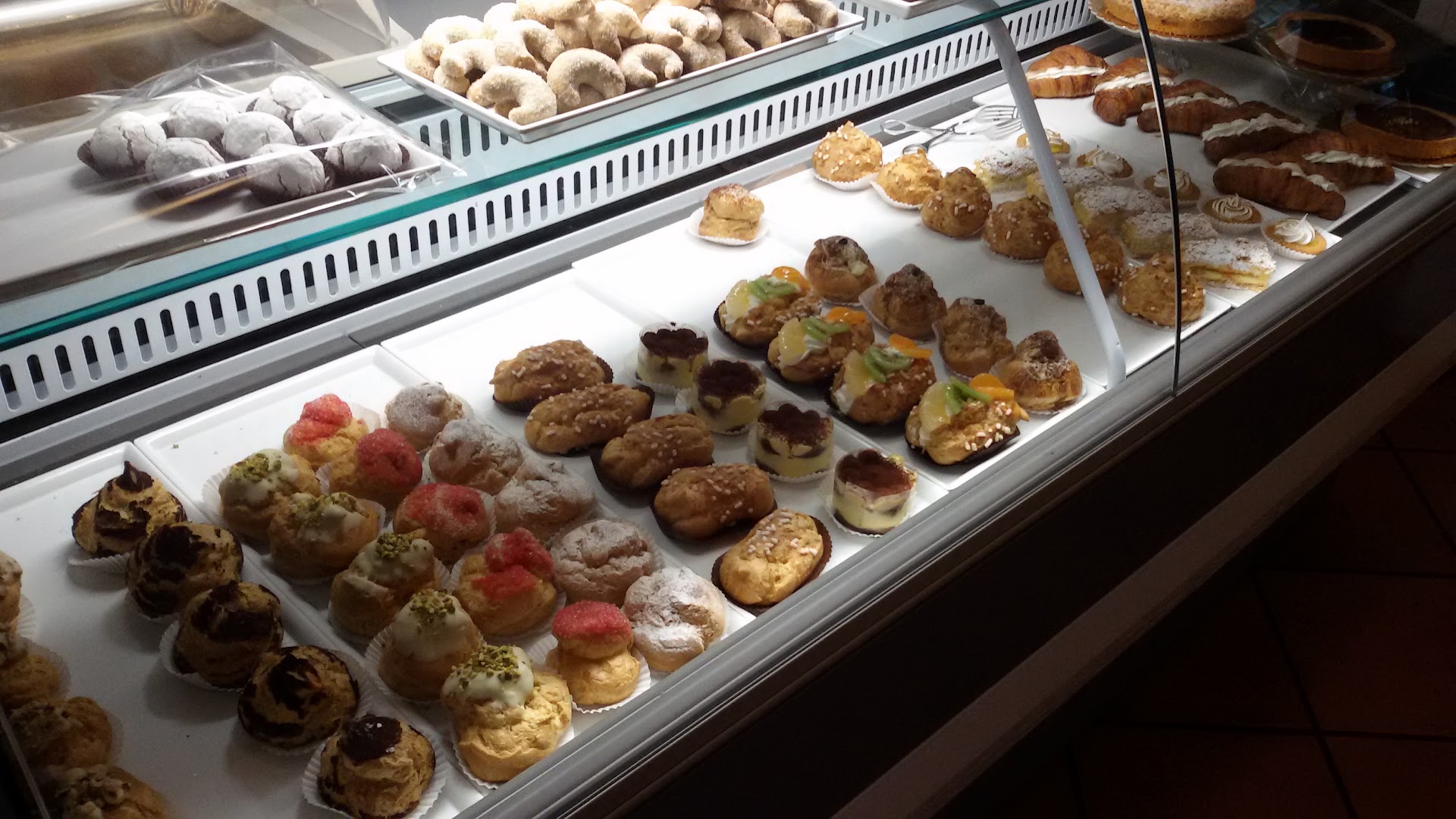 Mondo Goloso Pastry Shop