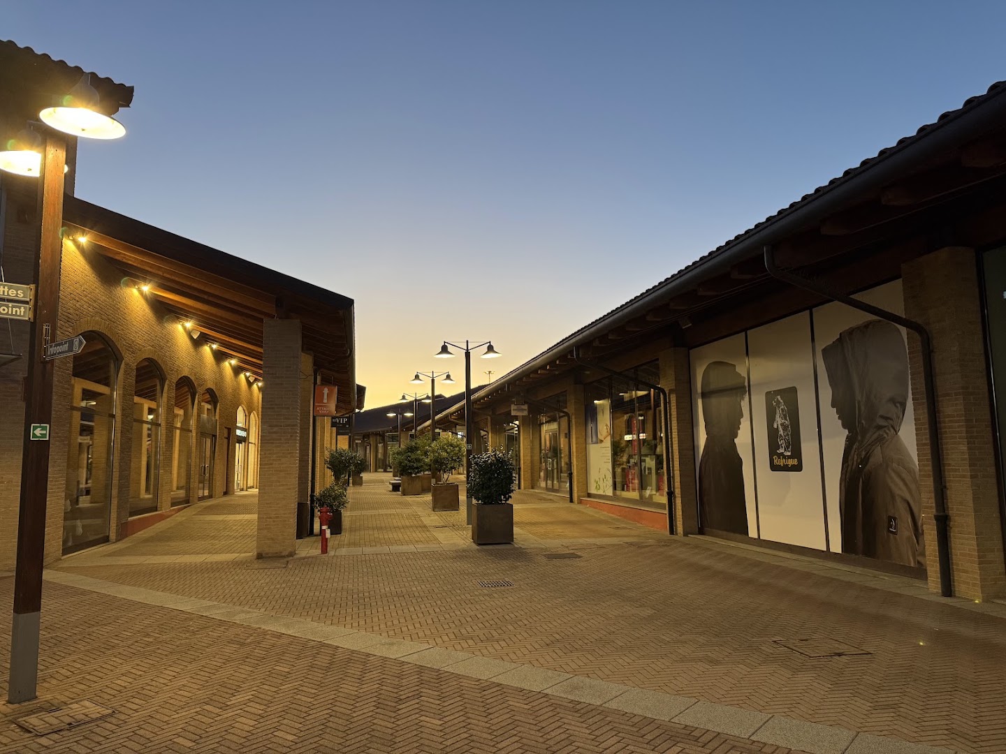 Mondovicino Shopping Center & Retail Park