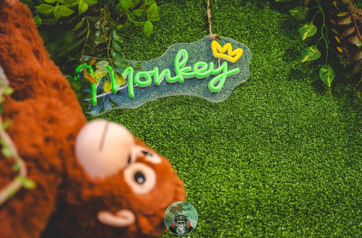 Monkey Lounge Bar