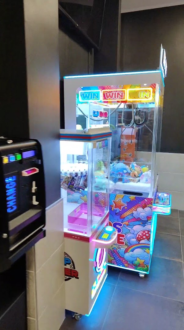 MonkeyPub, American bar, Pizza, Gaming Pub