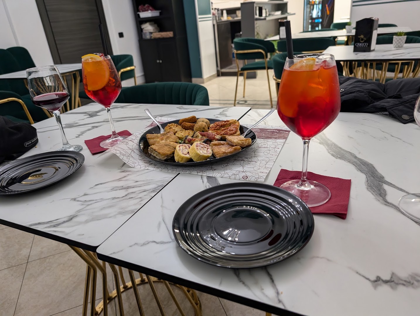 MonsAlbius lounge café